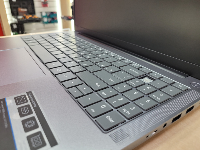 Ноутбук DEXP N5095