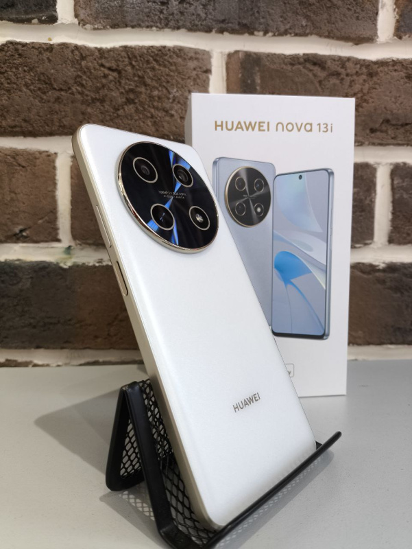 Мобильный телефон Huawei Nova 13i