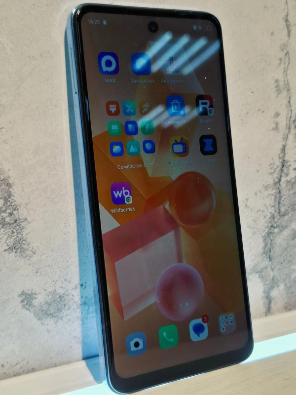 Мобильный телефон Infinix HOT 40I