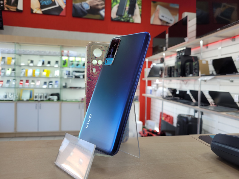 Мобильный телефон Vivo Y31